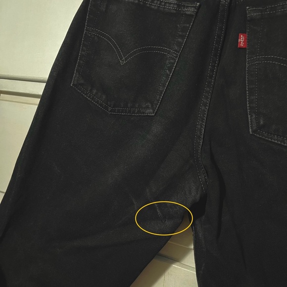 Levi’s 512 Raw Hem Slim Fit Straight Leg in Black, Size 8 - Picture 4 of 5